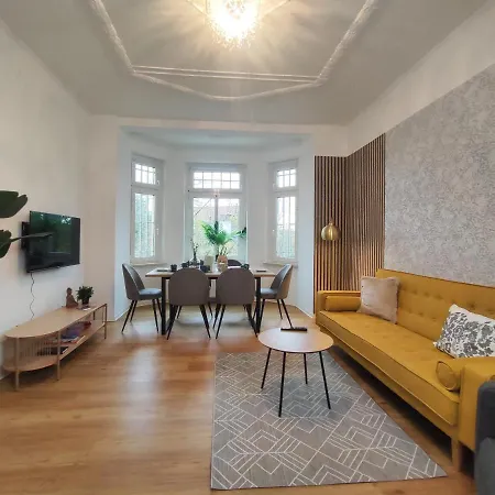 Bohnapartments Stauffenberg - Parkplatz - 2 Badezimmer - 3 Schlafzimmer - Wlan * Erfurt