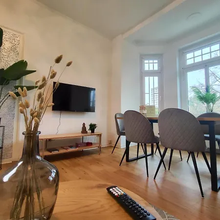 Apartman Bohnapartments Stauffenberg - Parkplatz - 2 Badezimmer - 3 Schlafzimmer - Wlan