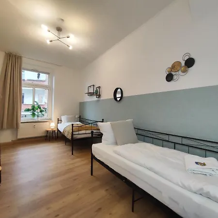 Bohnapartments Stauffenberg - Parkplatz - 2 Badezimmer - 3 Schlafzimmer - Wlan Apartman