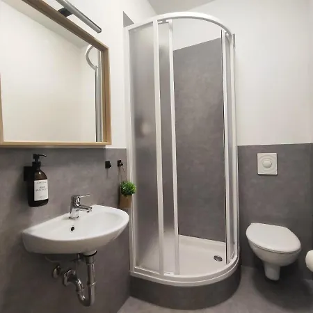 Lejlighed Bohnapartments Stauffenberg - Parkplatz - 2 Badezimmer - 3 Schlafzimmer - Wlan *