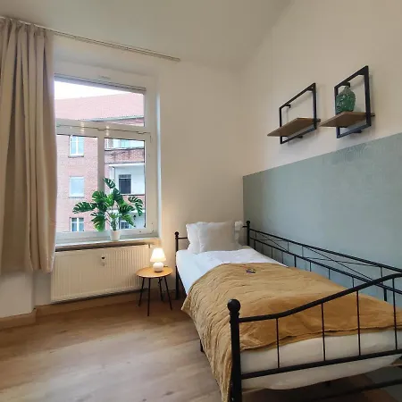 Lejlighed Bohnapartments Stauffenberg - Parkplatz - 2 Badezimmer - 3 Schlafzimmer - Wlan
