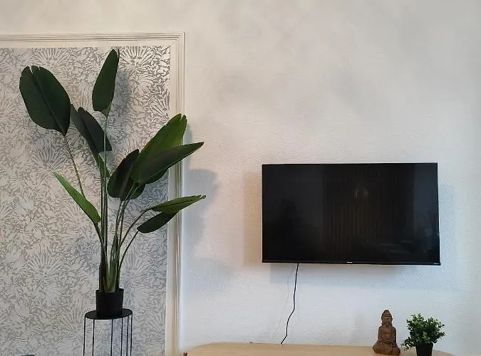 Bohnapartments Stauffenberg - Parkplatz - 2 Badezimmer - 3 Schlafzimmer - Wlan Daire Erfurt