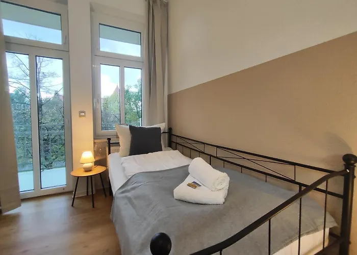 Daire Bohnapartments Stauffenberg - Parkplatz - 2 Badezimmer - 3 Schlafzimmer - Wlan